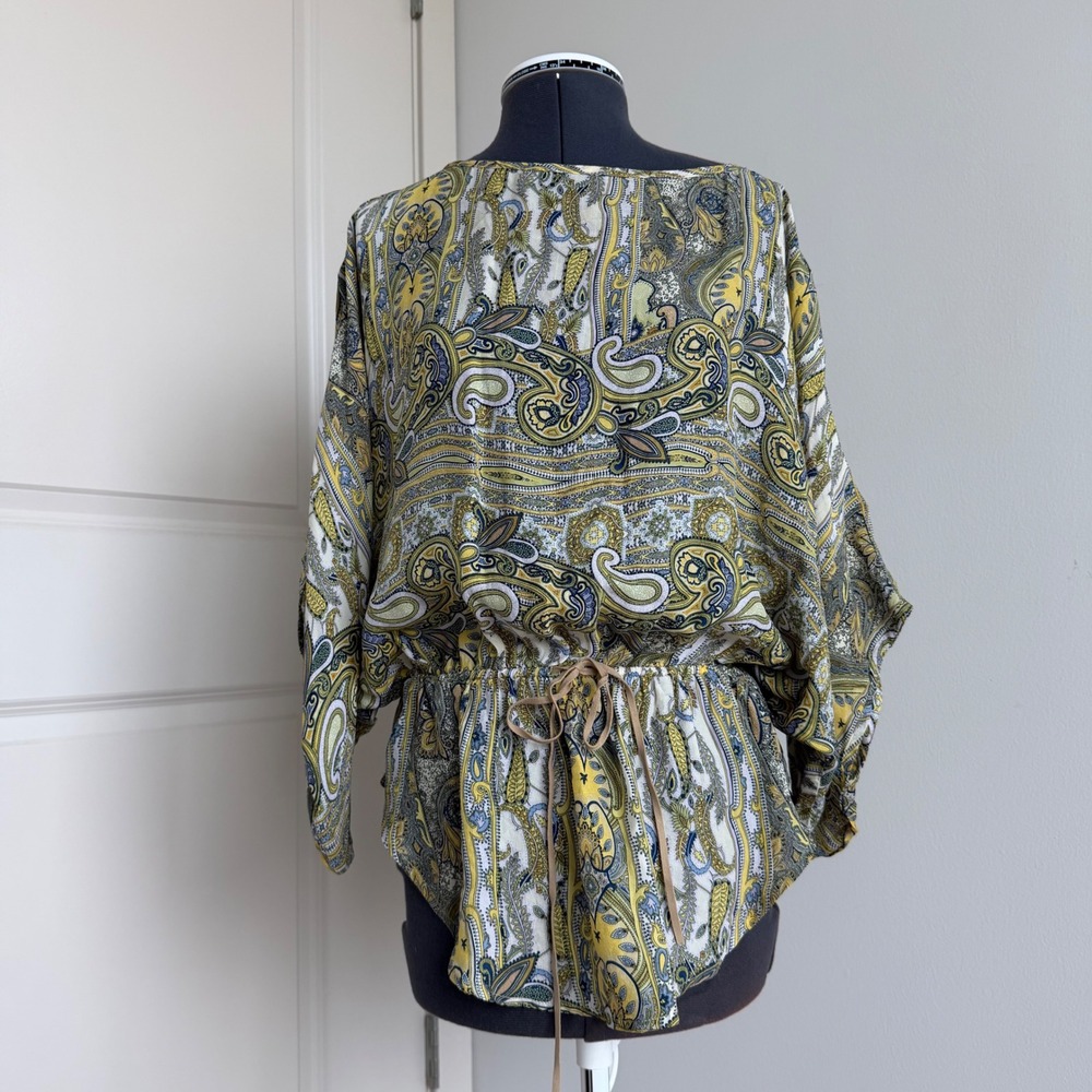 Vintage Y2K 100% Silk Paisley Print Poncho‎ Top